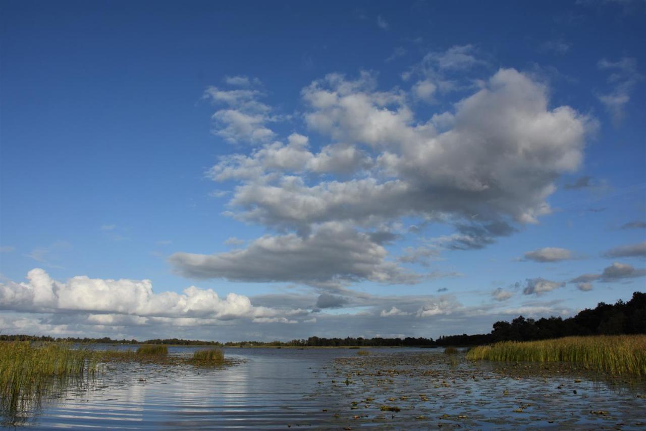 Camping Kleine Belterwijde, Wiede Lodge Met Uitzicht Over Het Water Exterior photo